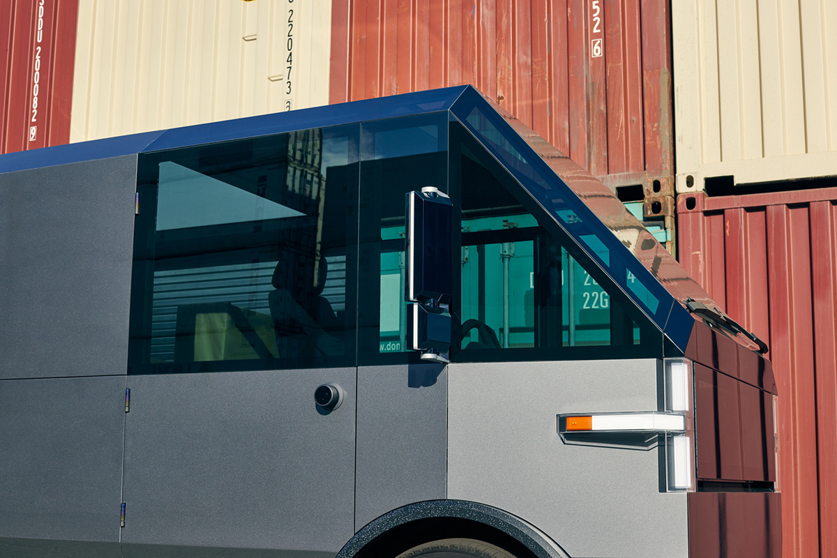 Delivery truck，Canoo DV，multi-function，