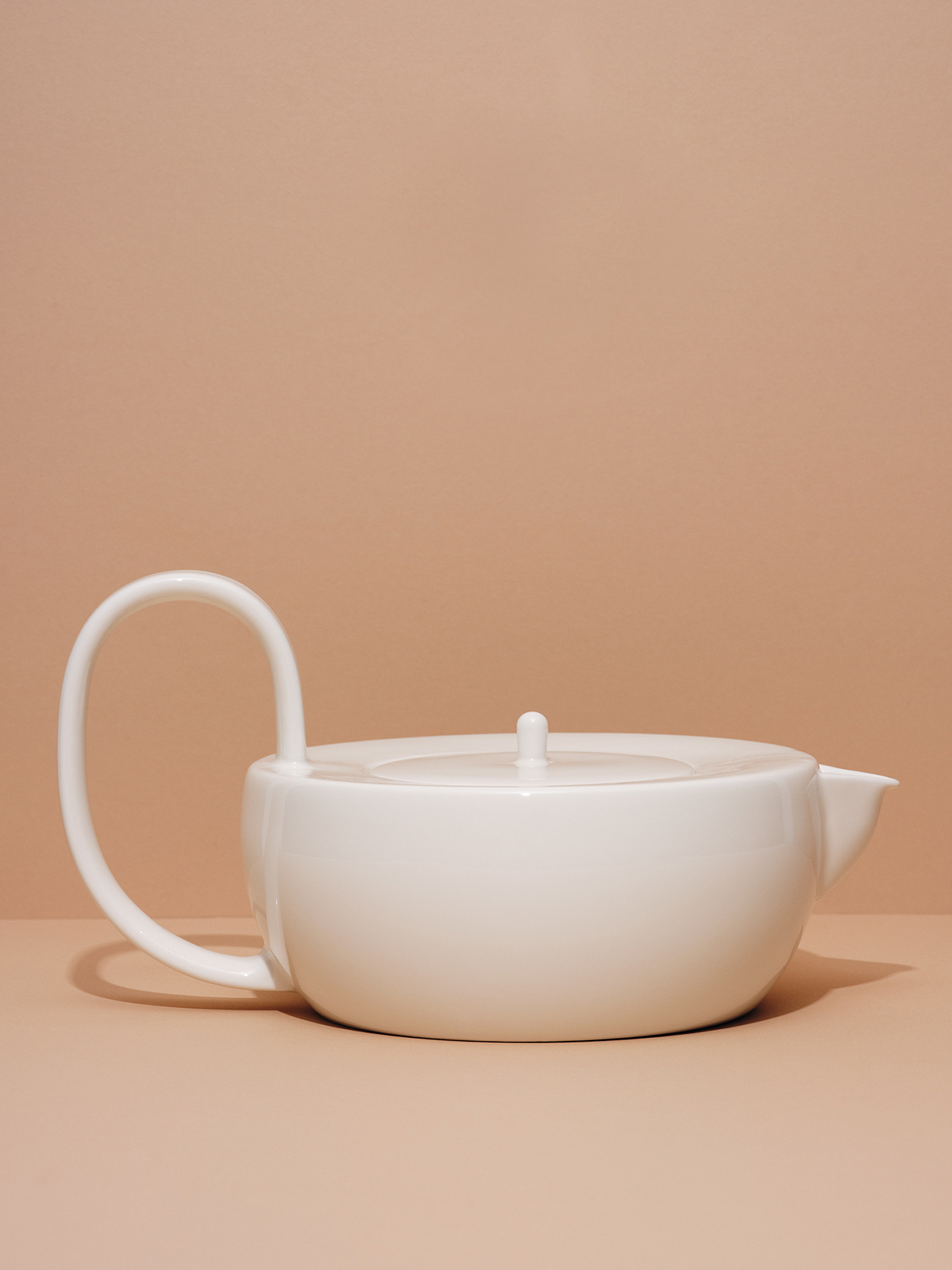 førs studio，ceramics，teapot，glass，plate，