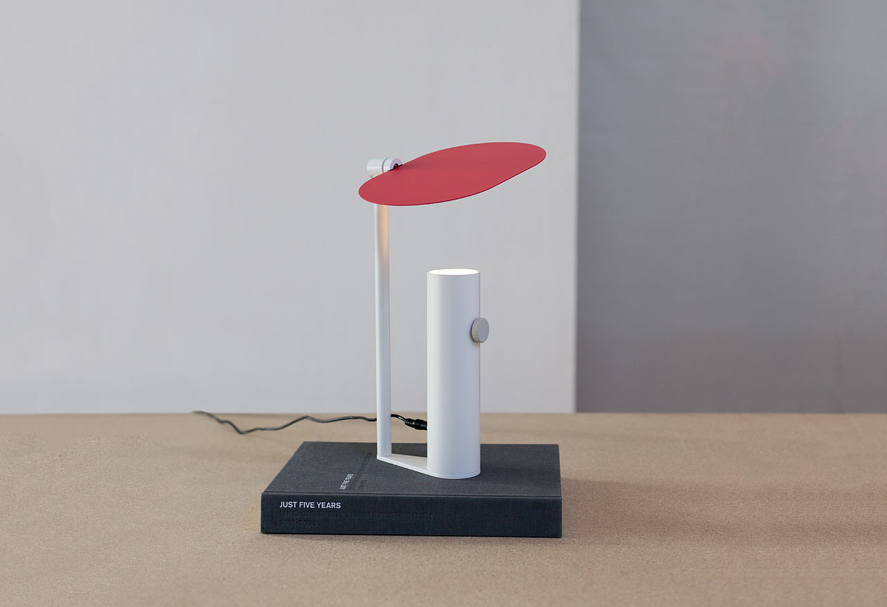 Mood Lamp，Adjustable，Shadow adjustment，Desk lamp，Floor lamp，