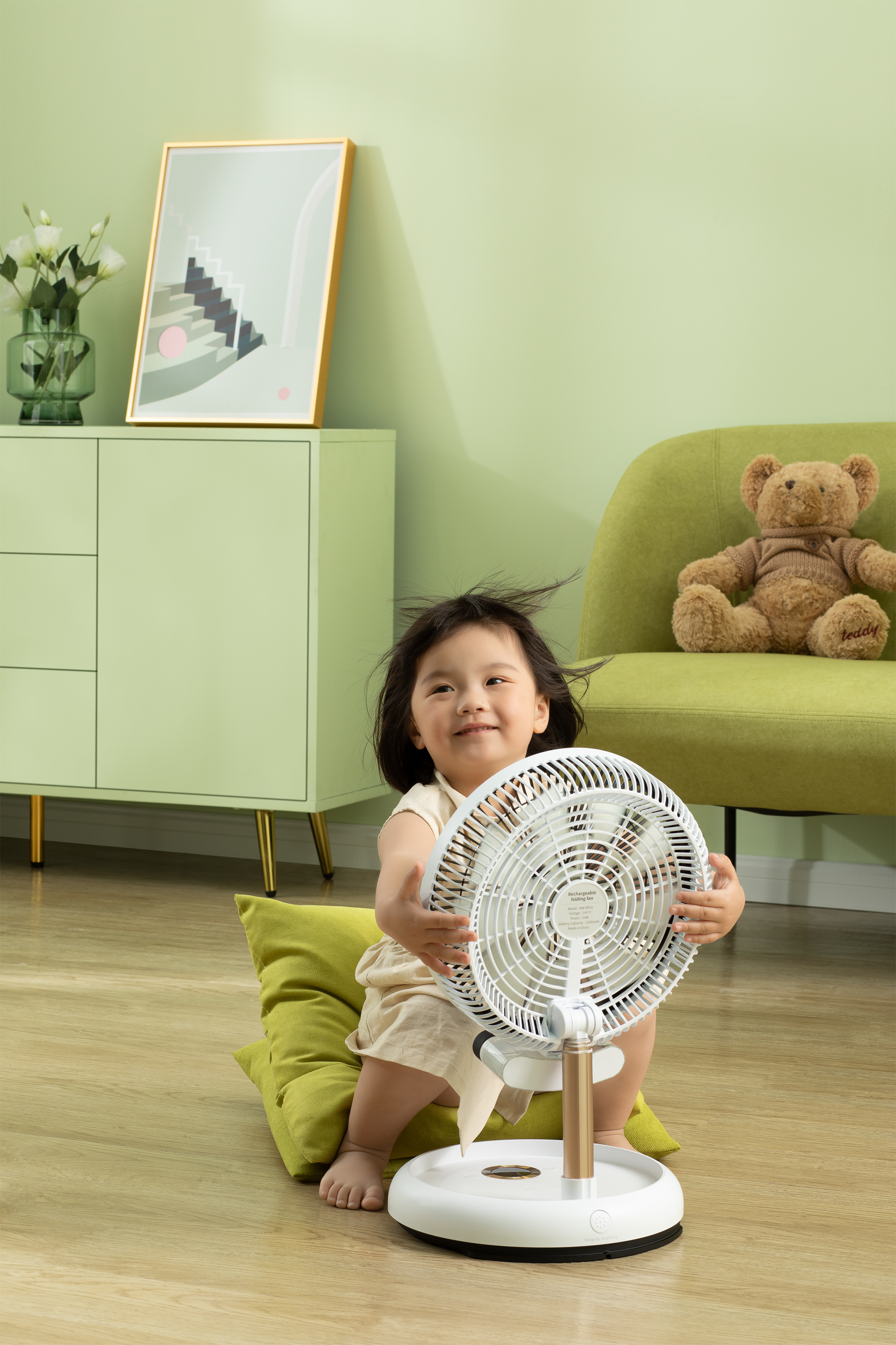 Fan，Telescopic folding fan，humidification，Maternal and infant level，