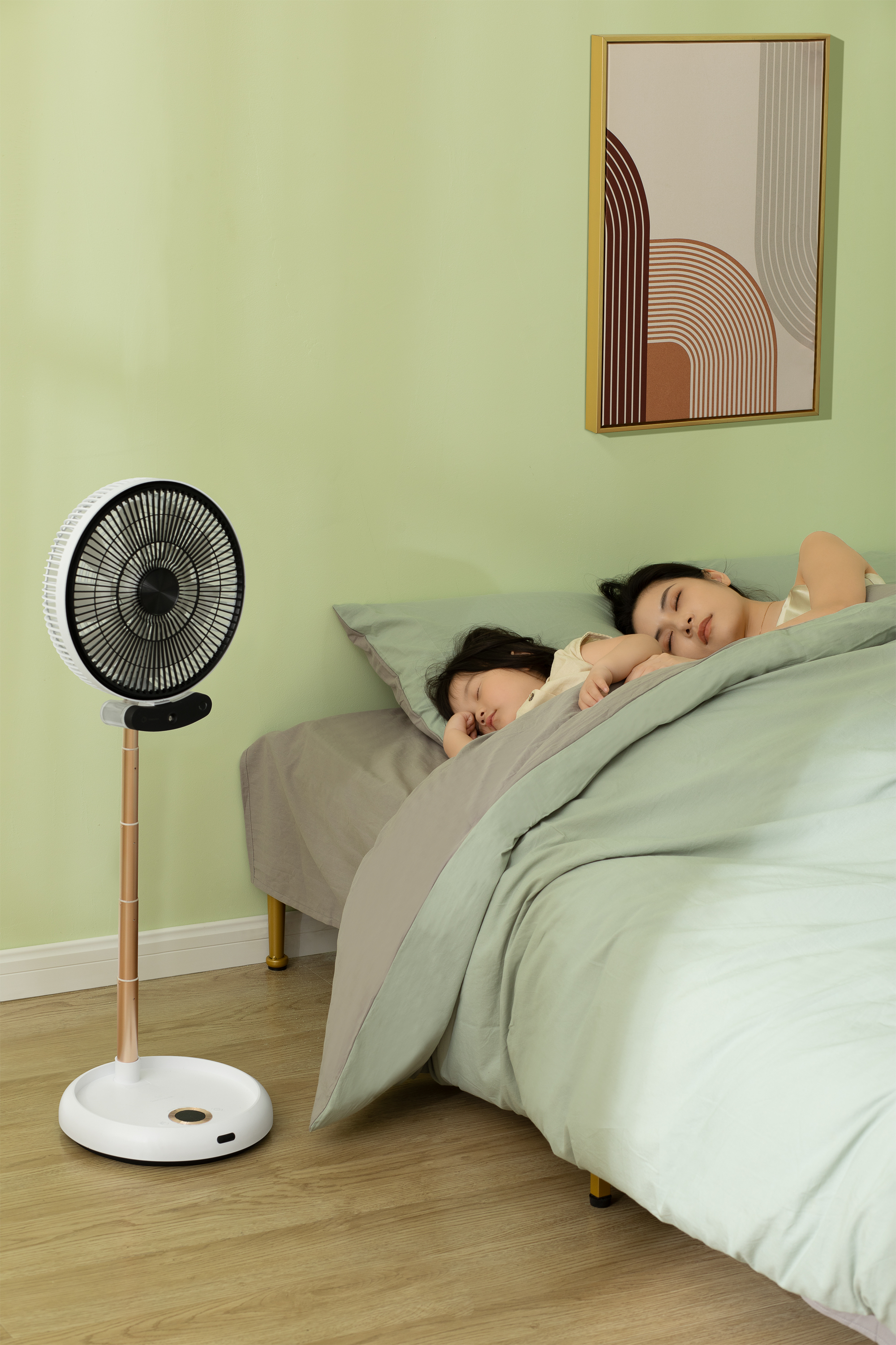 Fan，Telescopic folding fan，humidification，Maternal and infant level，