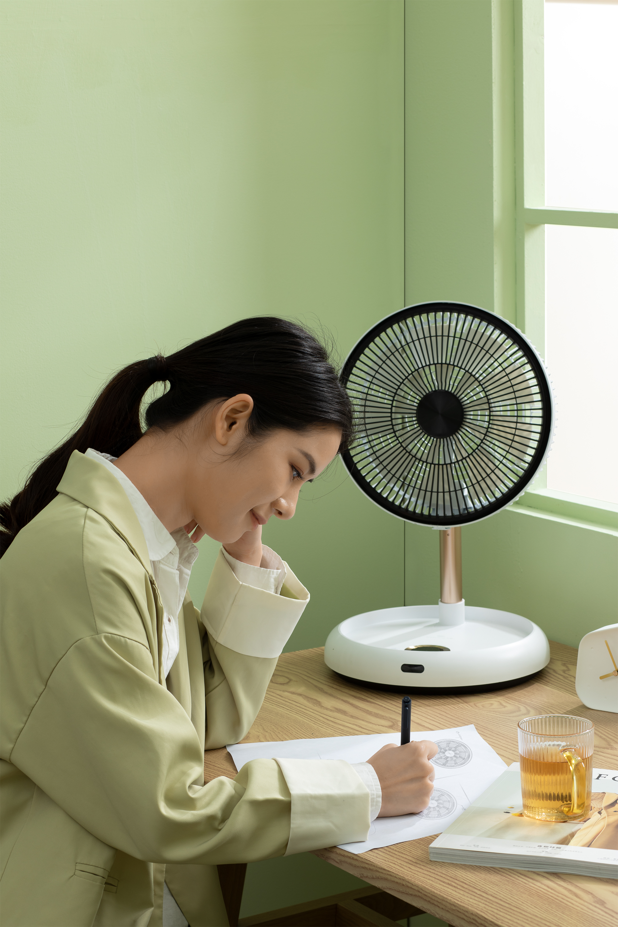 Fan，Telescopic folding fan，humidification，Maternal and infant level，