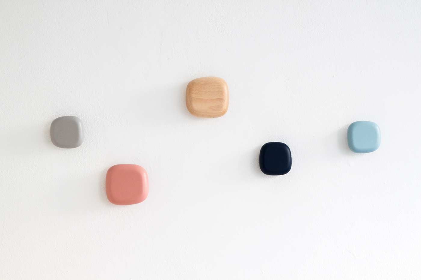 No，Five colors，soft，a hook，originality，