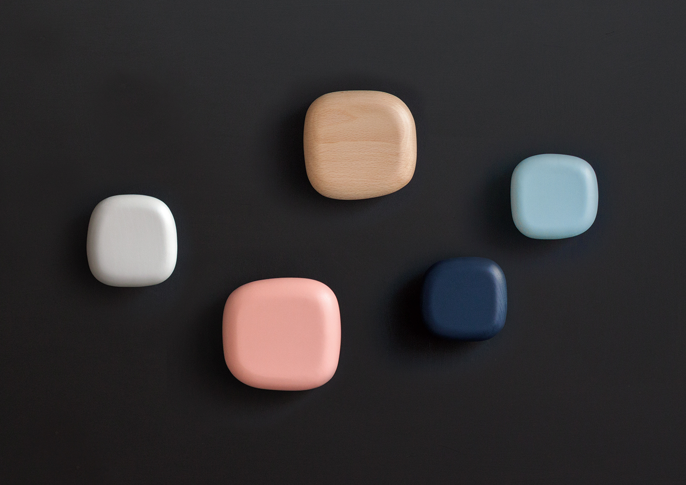 No，Five colors，soft，a hook，originality，