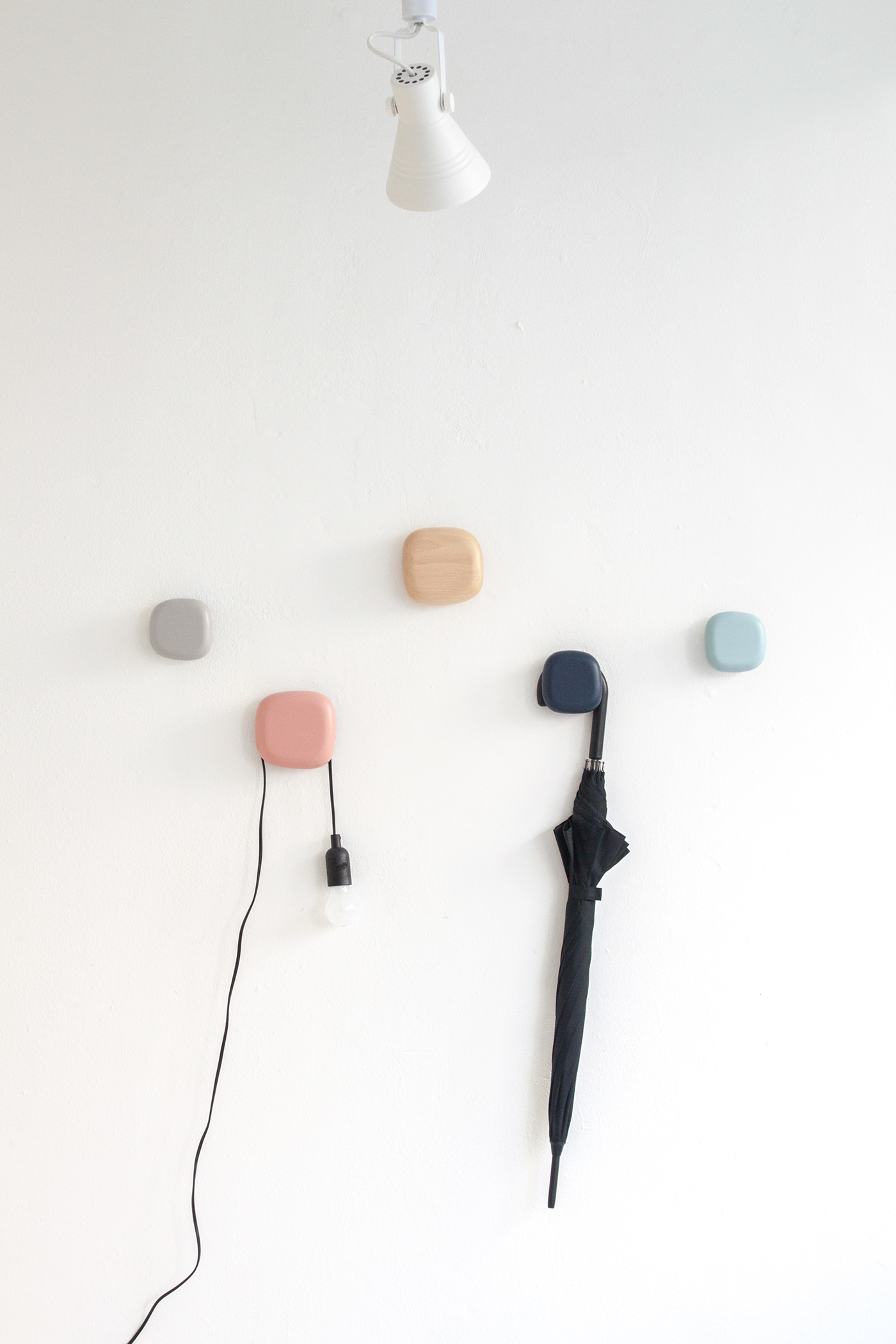 No，Five colors，soft，a hook，originality，