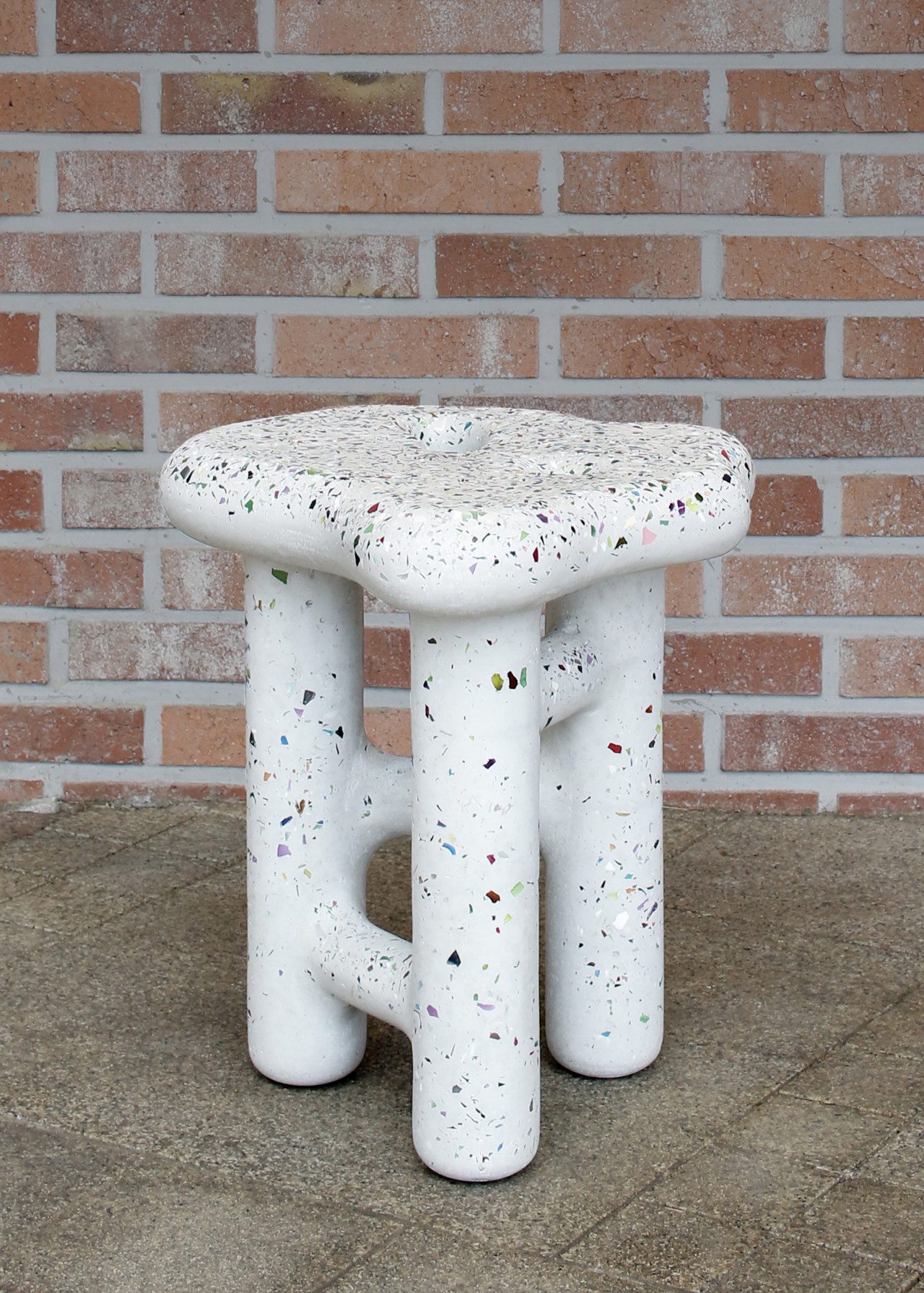 Hakmin Lee，furniture，Waste utilization，environment protection，