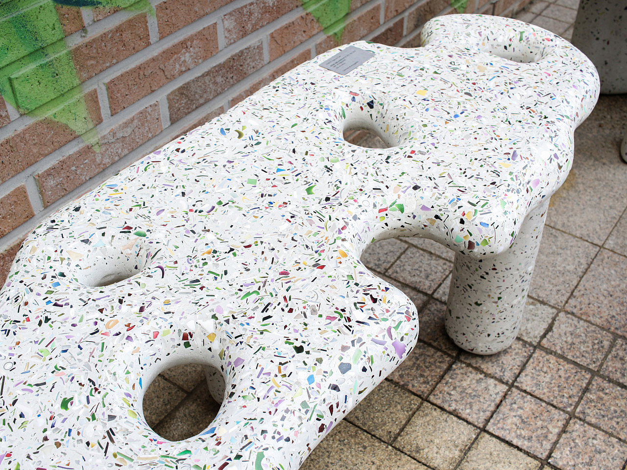Hakmin Lee，furniture，Waste utilization，environment protection，