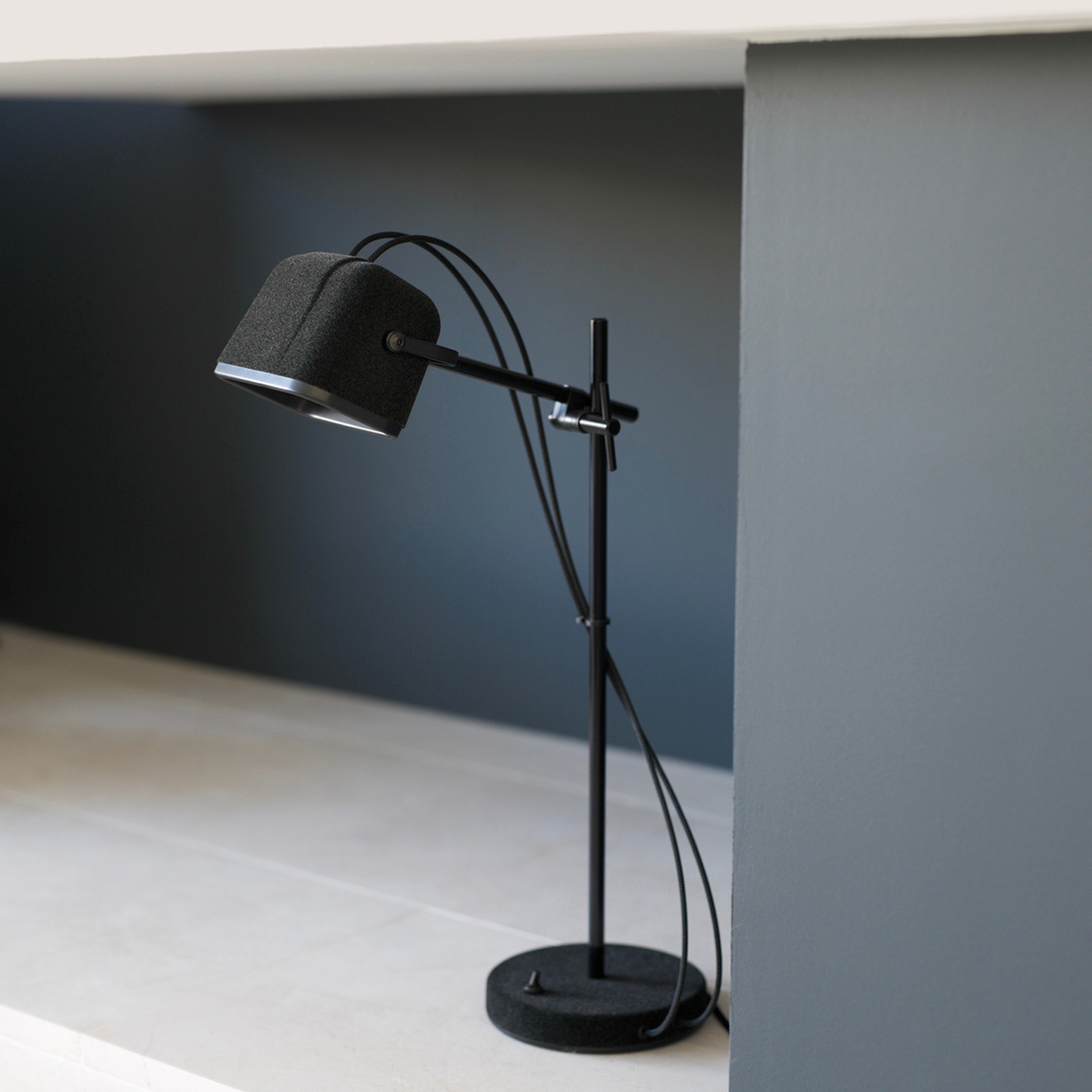 Car blue，velvet，black，Desk lamp，color，