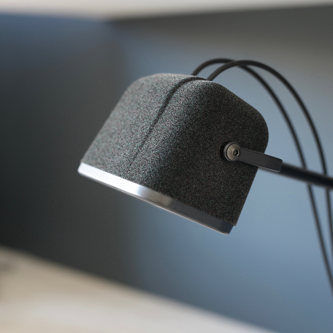 Car blue，velvet，black，Desk lamp，color，