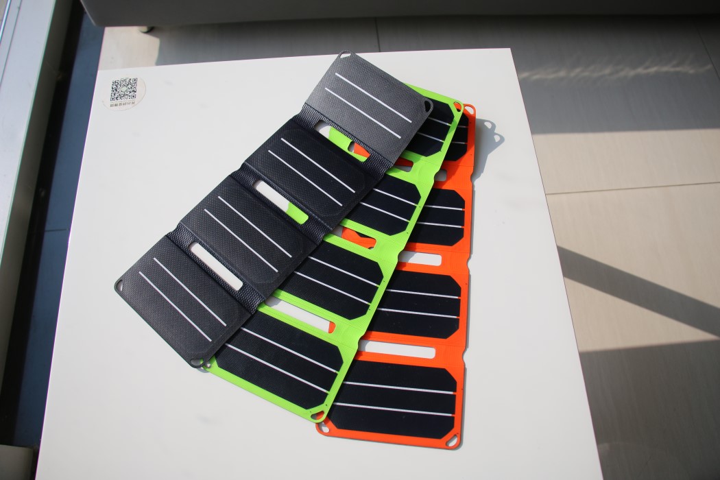Carry punch，solar energy，travel，