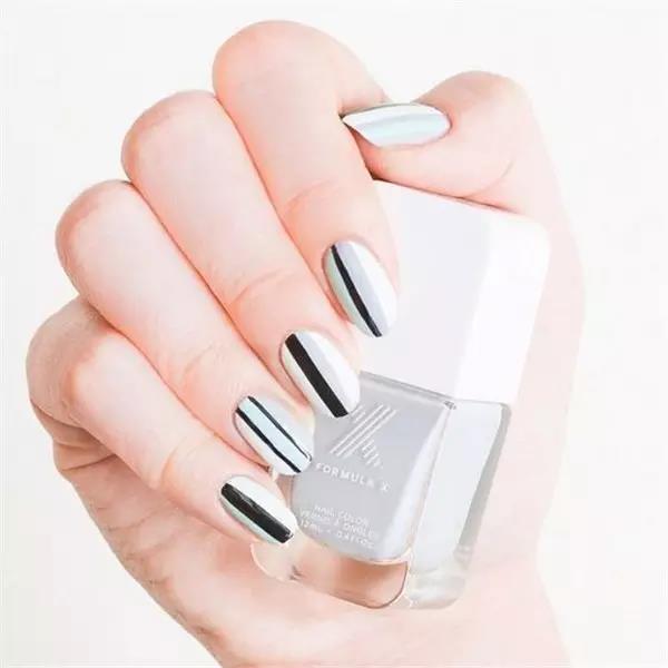 female sex，fashion，nail，manicure，