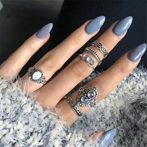 female sex，fashion，nail，manicure，