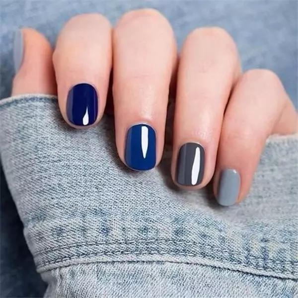female sex，fashion，nail，manicure，