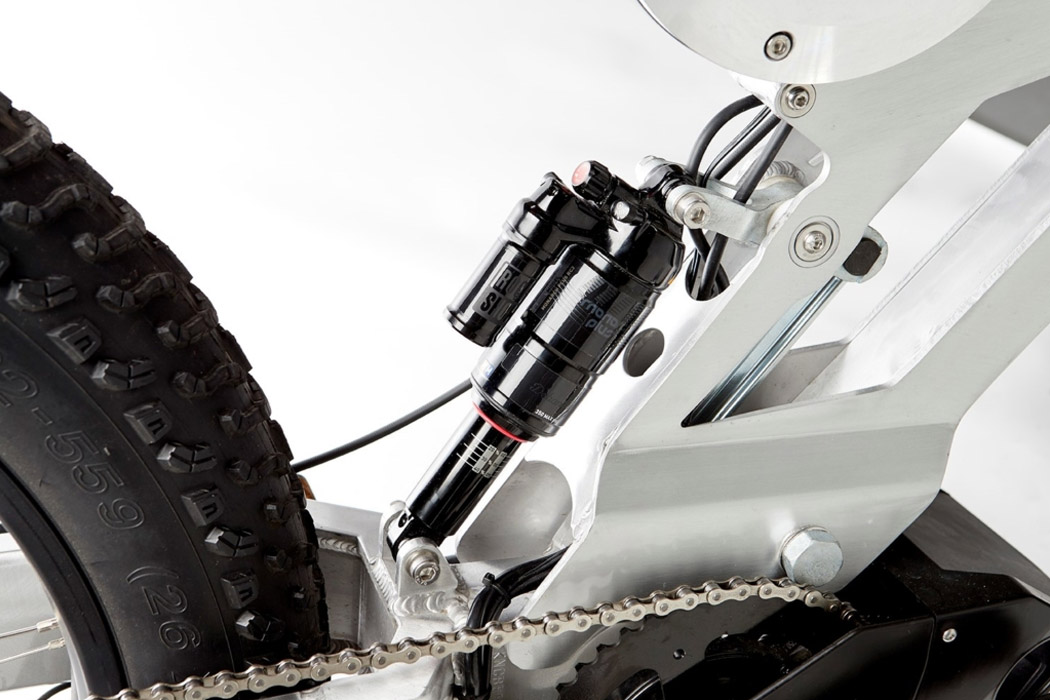 Bicycle，Electric vehicle，cross-country，