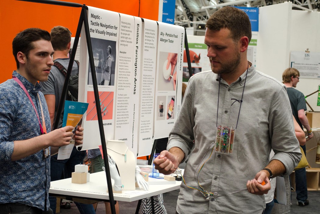 Navigation，intelligence，Voice control，shock，blind，