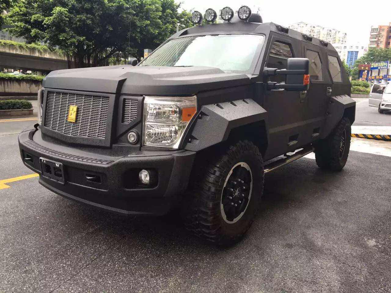 automobile，luxury，bulletproof，