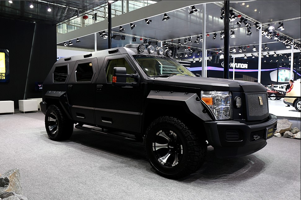 automobile，luxury，bulletproof，