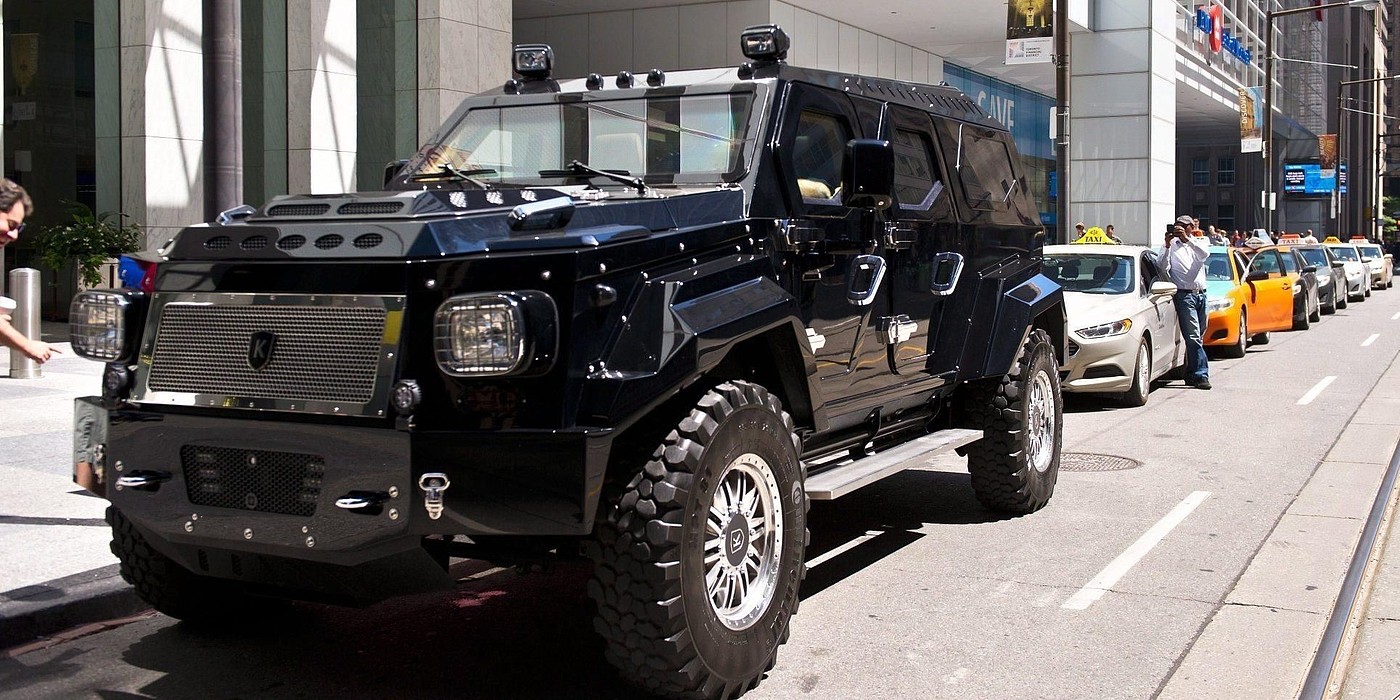 automobile，luxury，bulletproof，