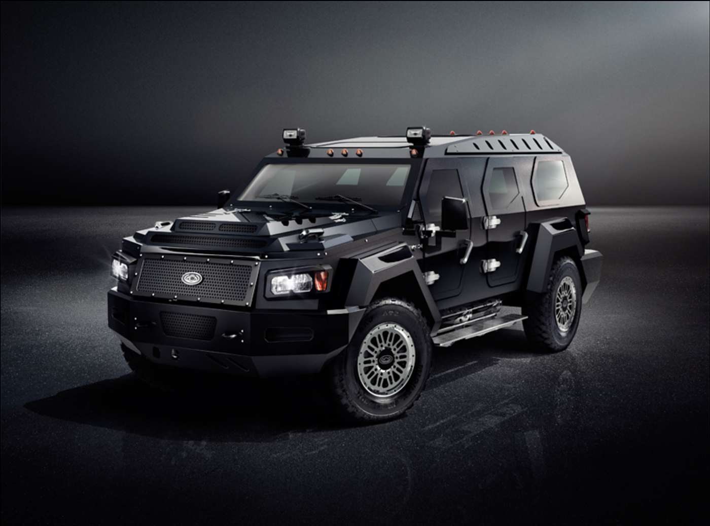 automobile，luxury，bulletproof，