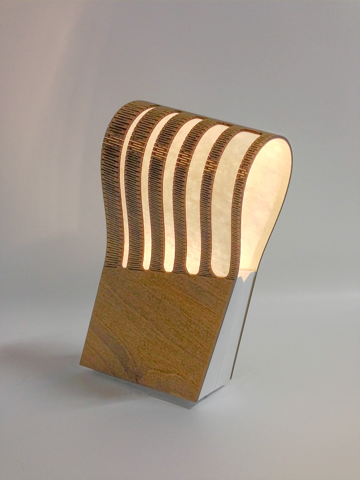 lamp，wooden ，originality，practical，