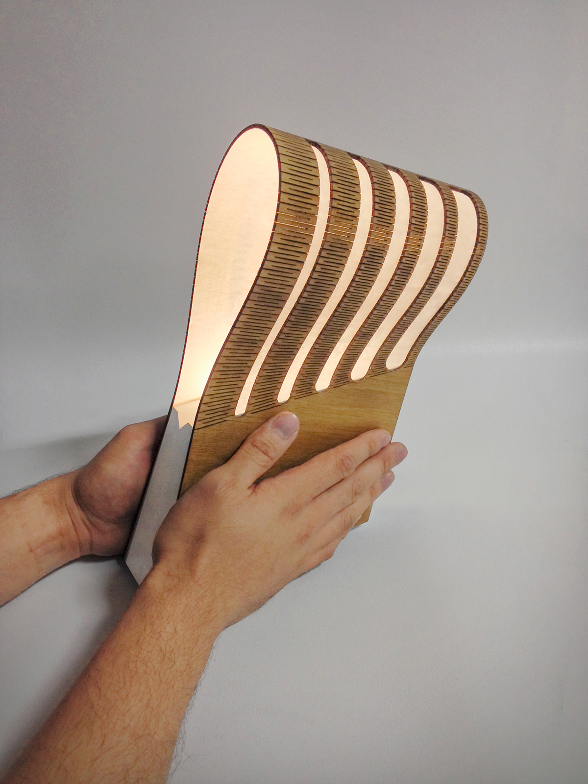 lamp，wooden ，originality，practical，