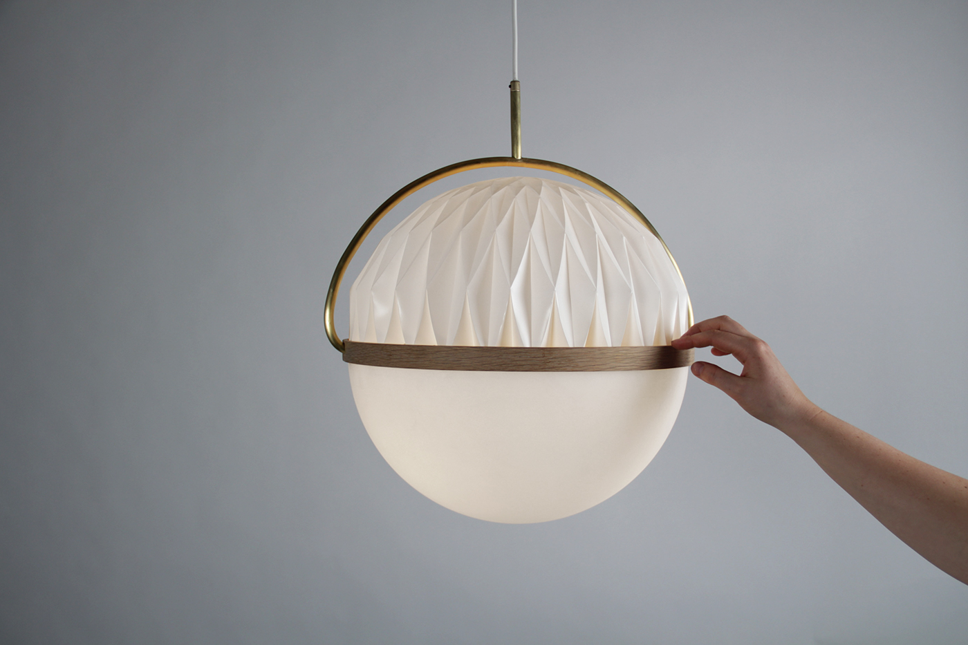 lamps and lanterns，fold，smooth，brightness，lighting，