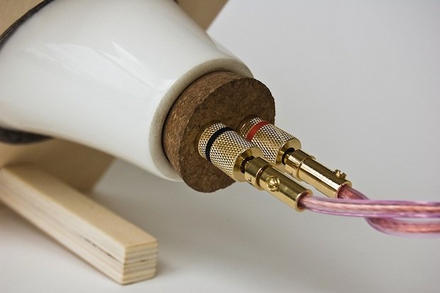 Wire exposure，loudspeaker box，ceramics，Joey Roth，