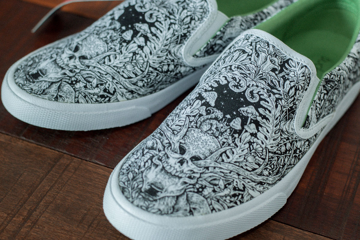 painting，Needle pen，shoes，Hand drawn，