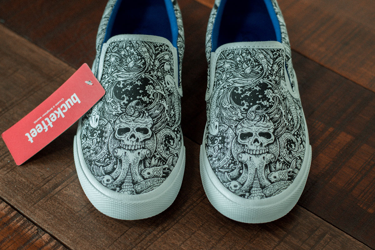 painting，Needle pen，shoes，Hand drawn，