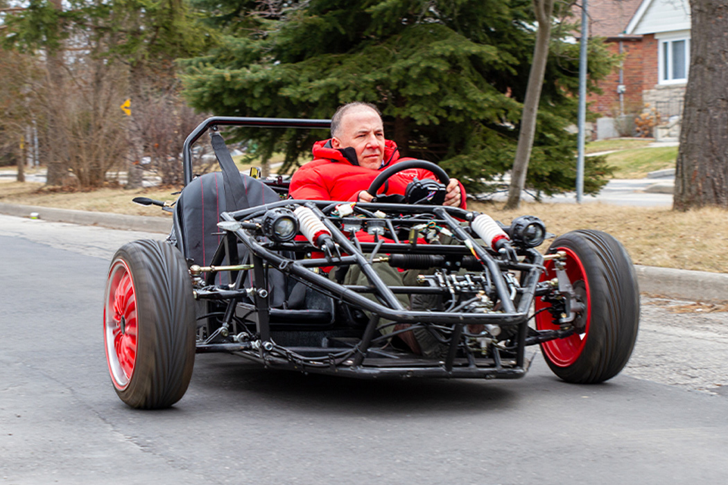 Electric vehicle，Tricycle，bat，