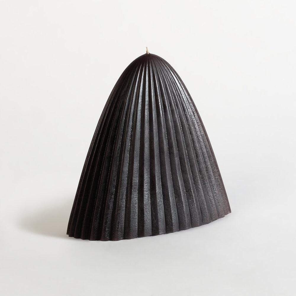 candle，black and white，beeswax，