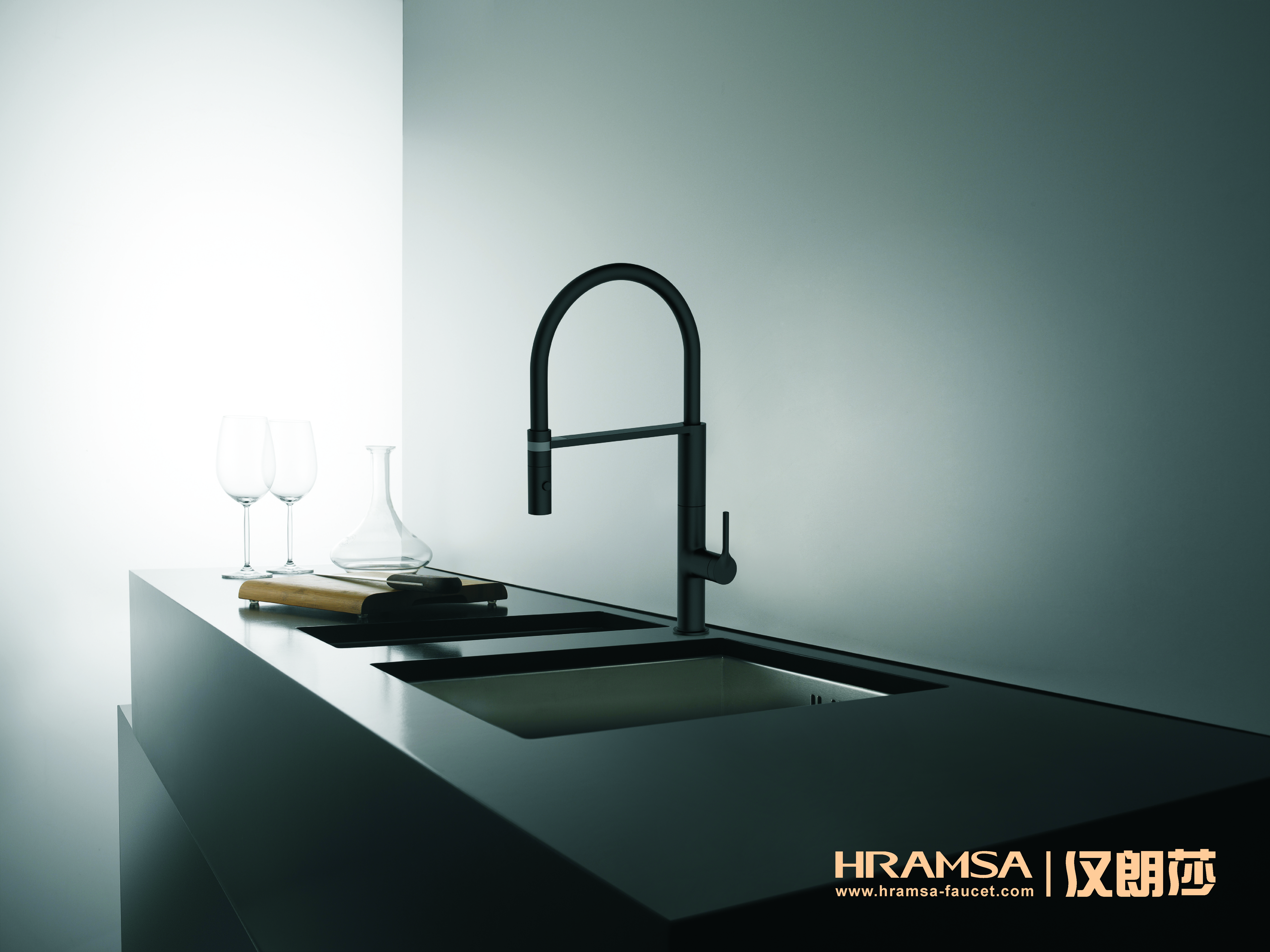 Lufthansa bathroom，