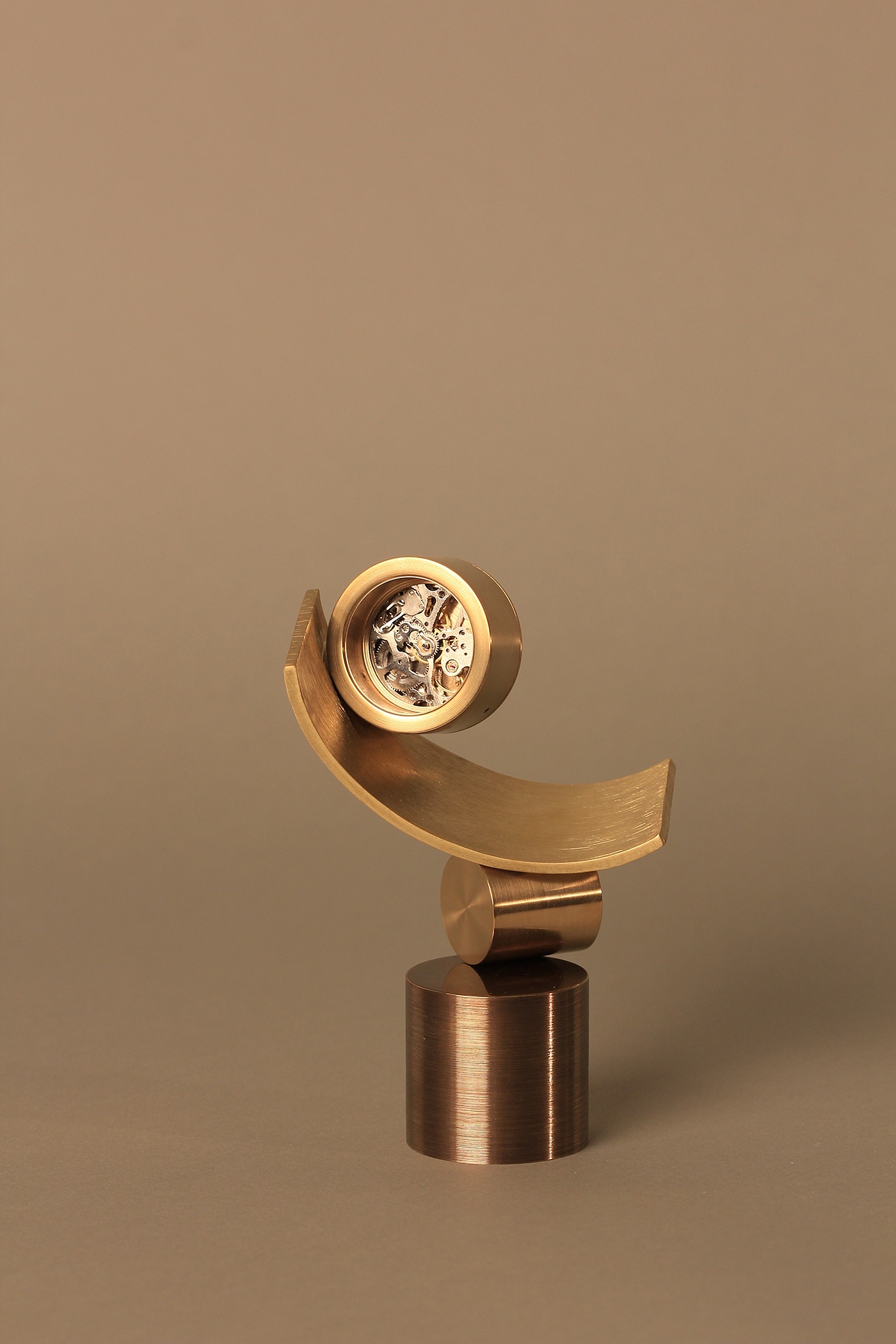 modelling，clock，brass，cement，