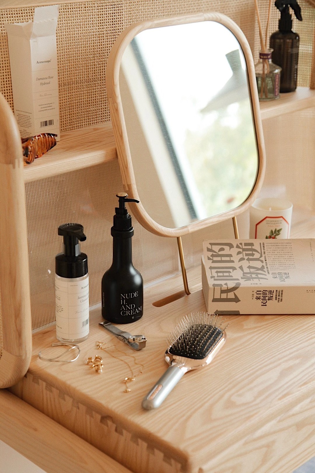 Antistatic air cushion comb，Air bag comb，