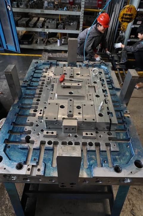 Injection mould，product，