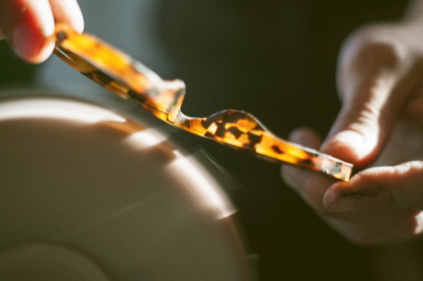 Boom Studio，glasses，Luminous，Ultra thin metal，light glasses，