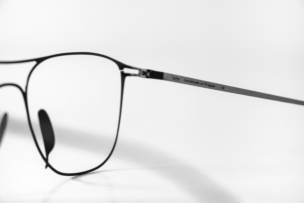 Boom Studio，glasses，Luminous，Ultra thin metal，light glasses，