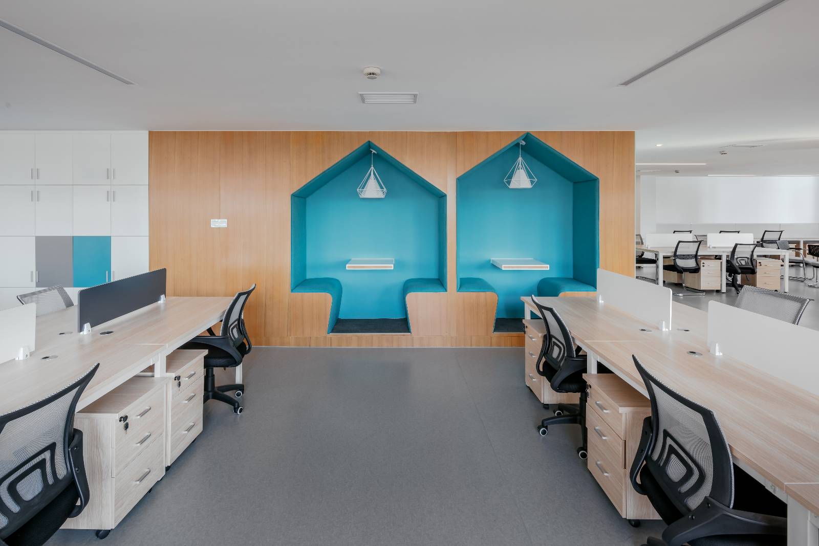 space，to work in an office，Suzhou seven design center，