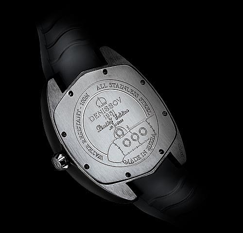 Wrist watch，wear，surface，