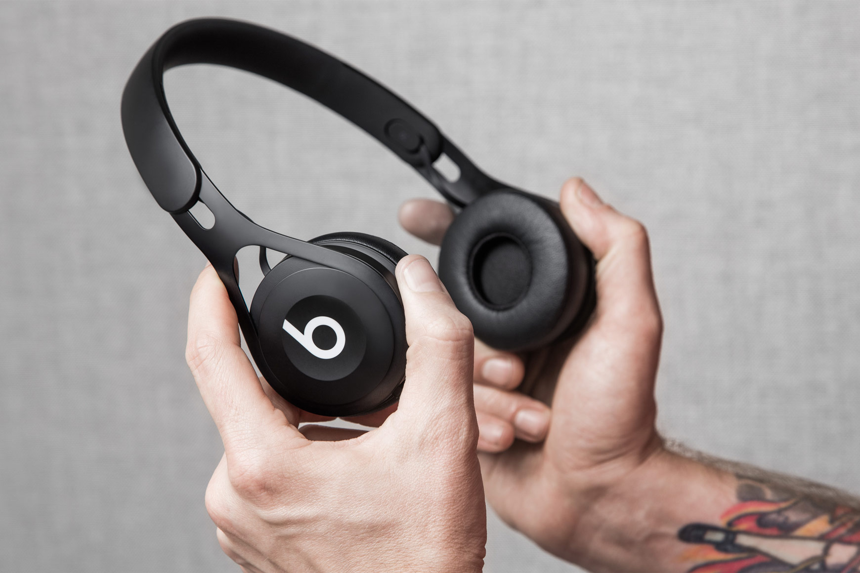 beats，headset，Headwear，In ear，