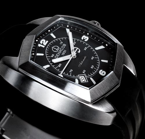 Wrist watch，wear，surface，