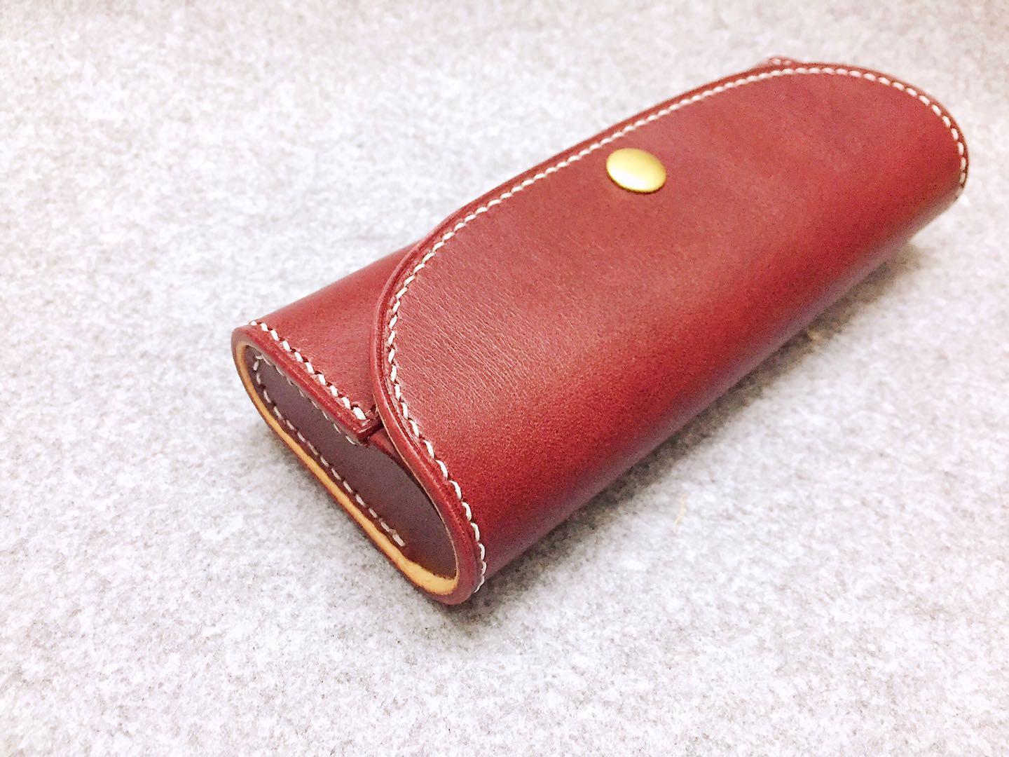 Handmade leather goods，Cultural creation，glasses case，
