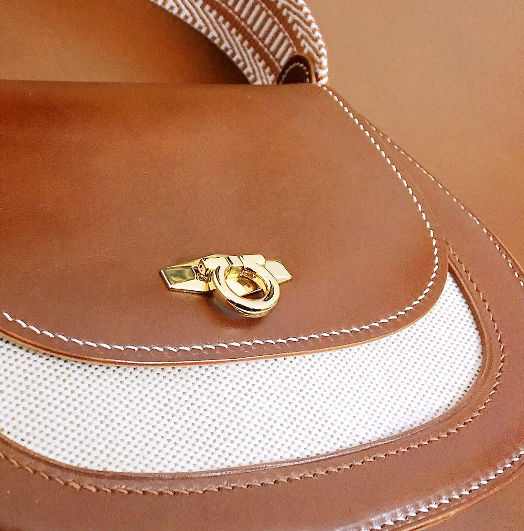 Handmade leather goods，Cultural creation，Bag，