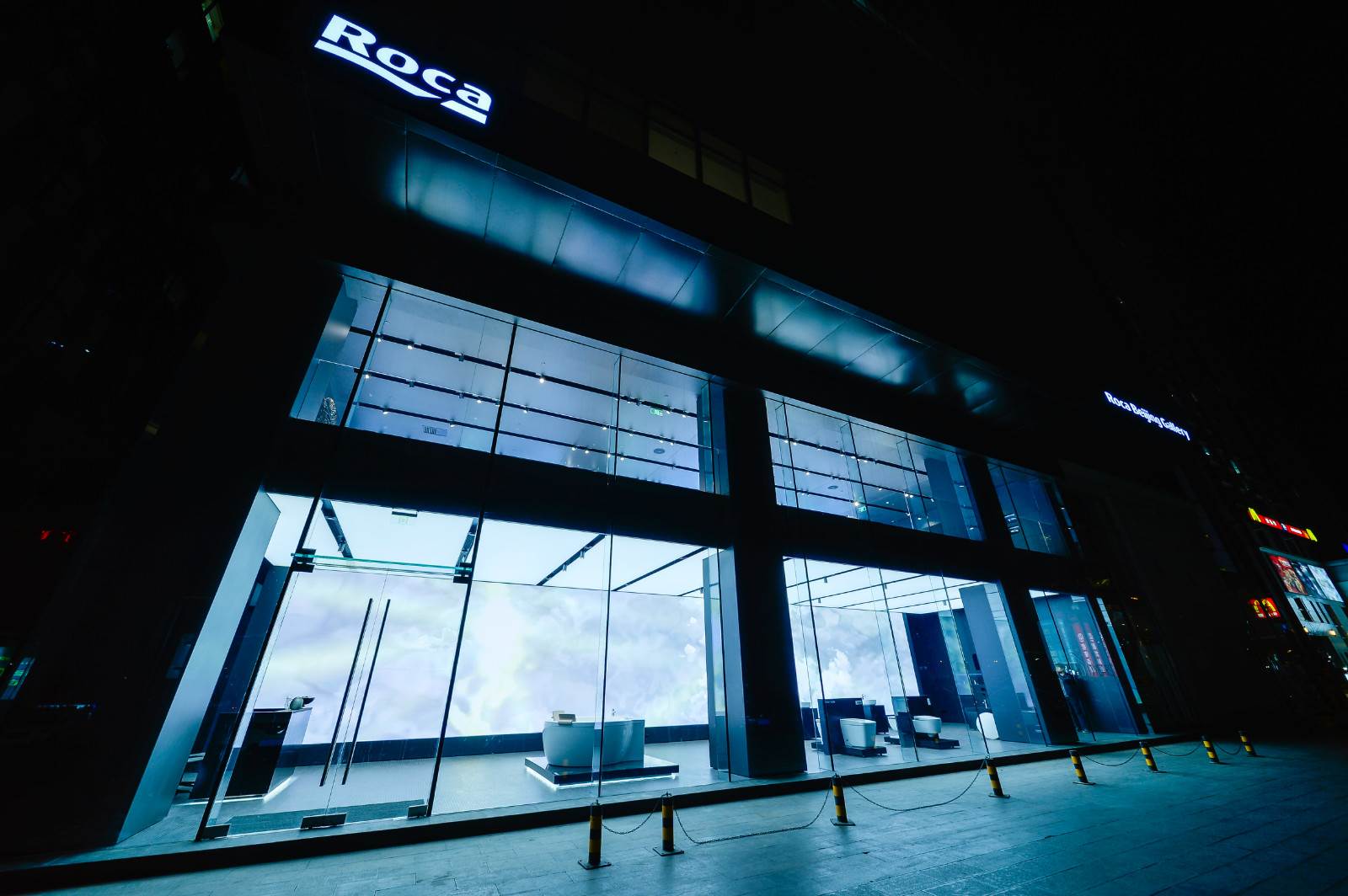 space，Internal and external interconnection，