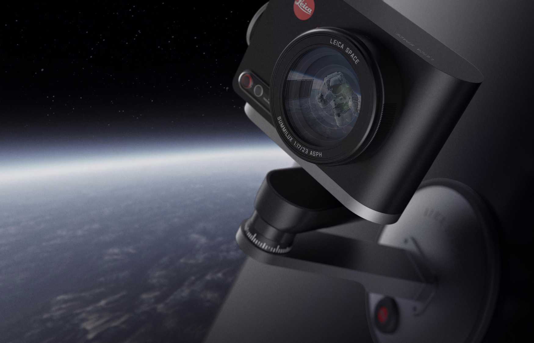 weightlessness，selfie，camera，Space，photograph，