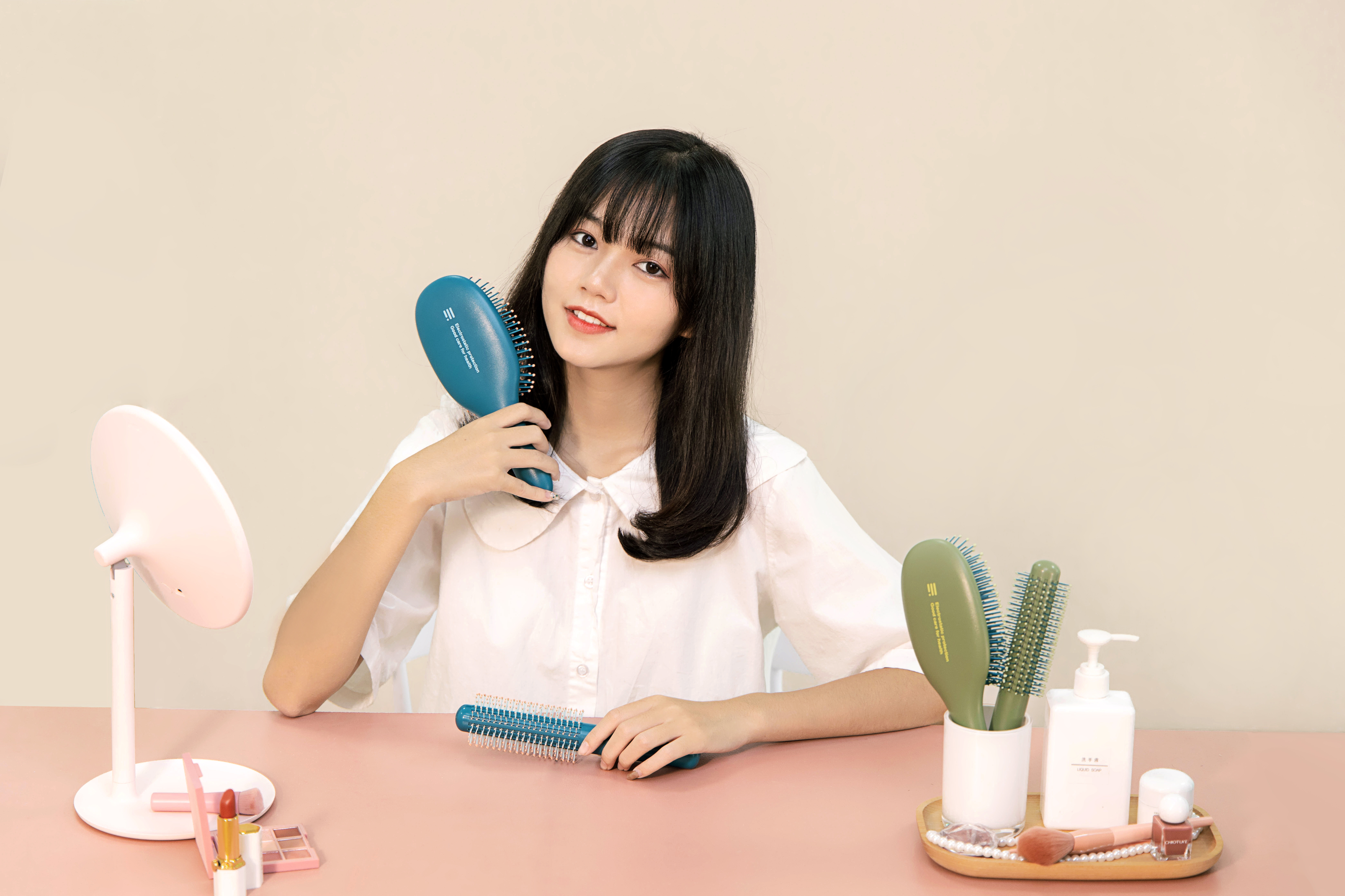 original，Pot shovel rack，Mop hanger，Shower support，Air bag comb，Explorer，Object，Ren Peng，