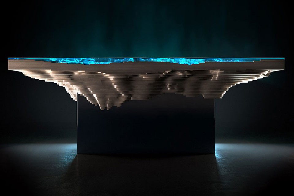 Dark blue，table，contour，water，