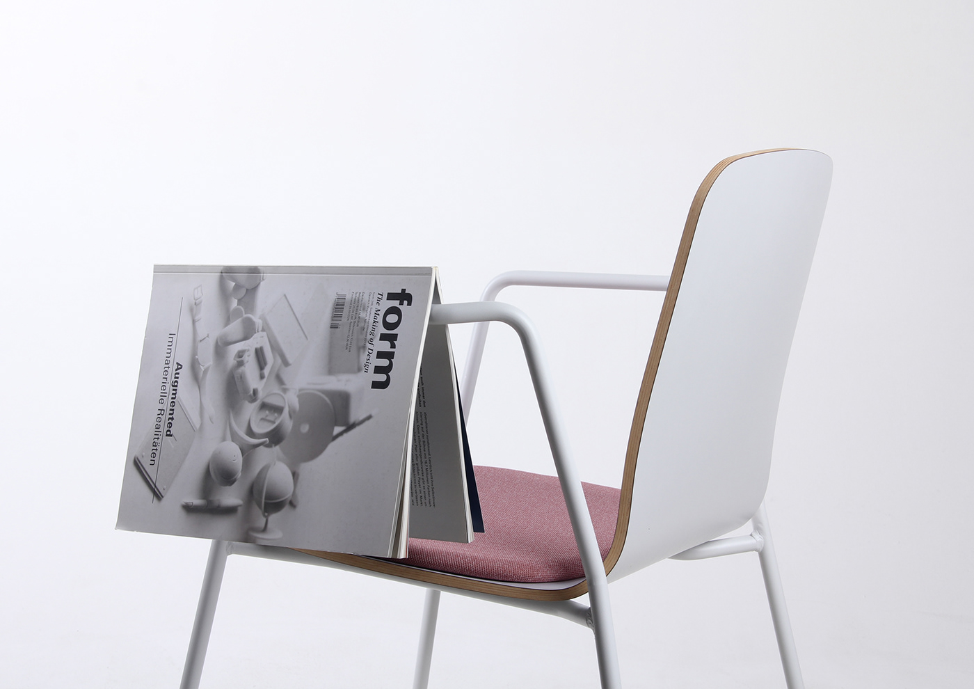 chair，Dining area，Simplicity，