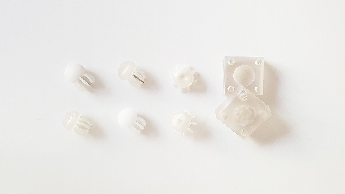 transparent，thumbtack，office，stable，