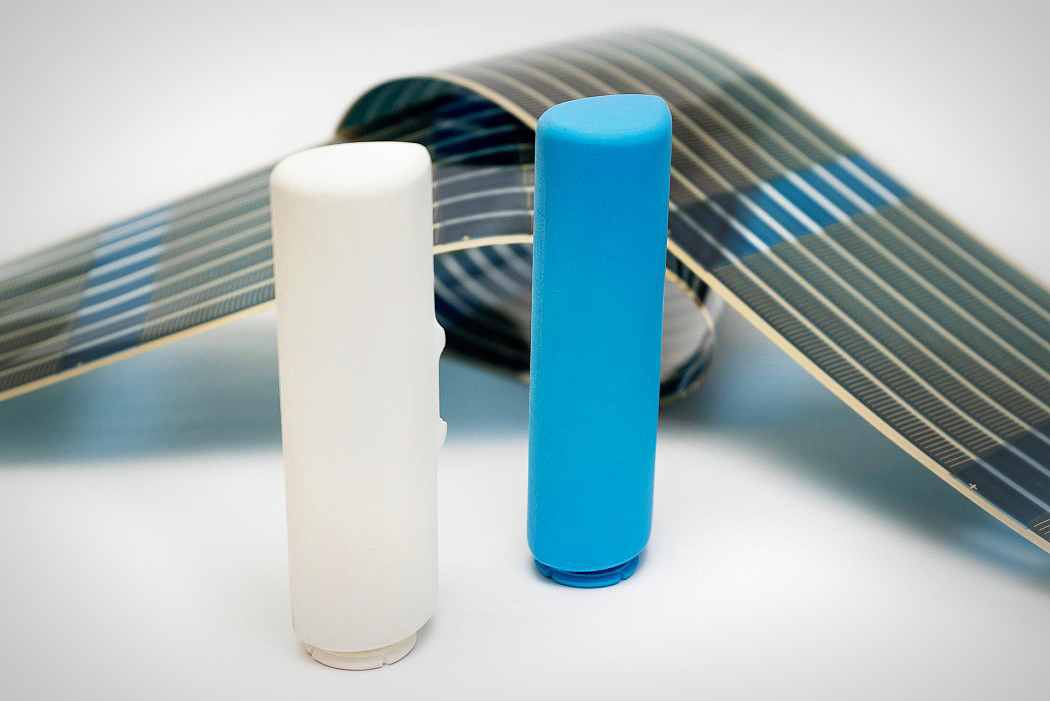 portable battery，solar energy，Portable，blue，white，